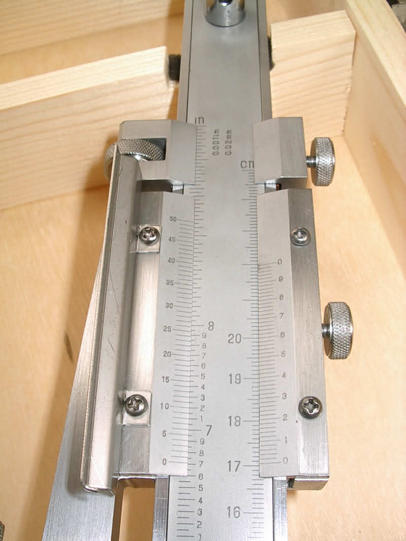 ENGINEERS HEIGHT GAUGE 8"/200MM WITH CARBIDE SCRIBER FROM CHRONOS eBay