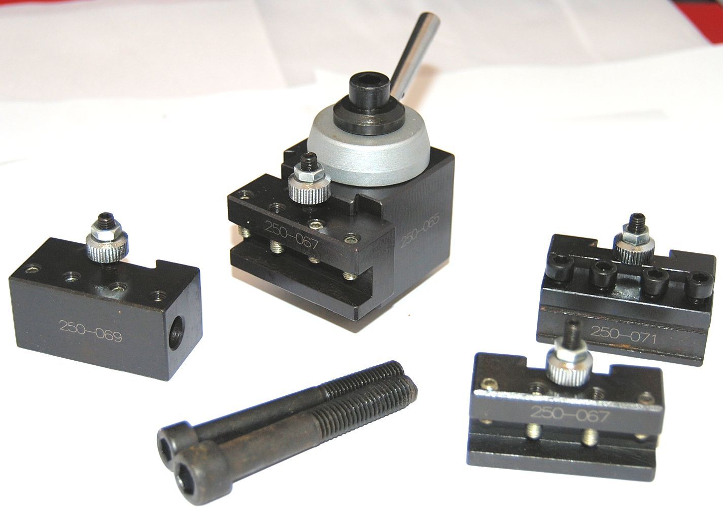 Chinzoa Tool Holder for Chinzoa Quick Change Tool Post on Lathe