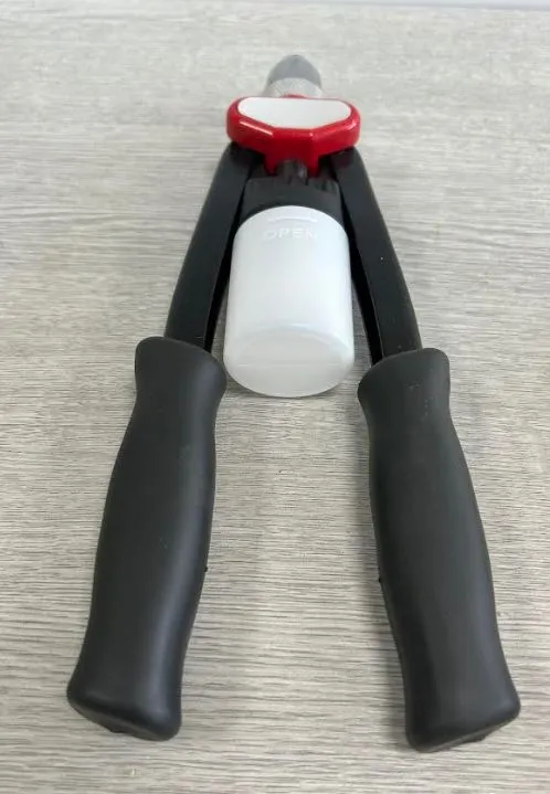 4 in 1 Heavy Duty Double Hand Riveter With Rotating Head - Image 8