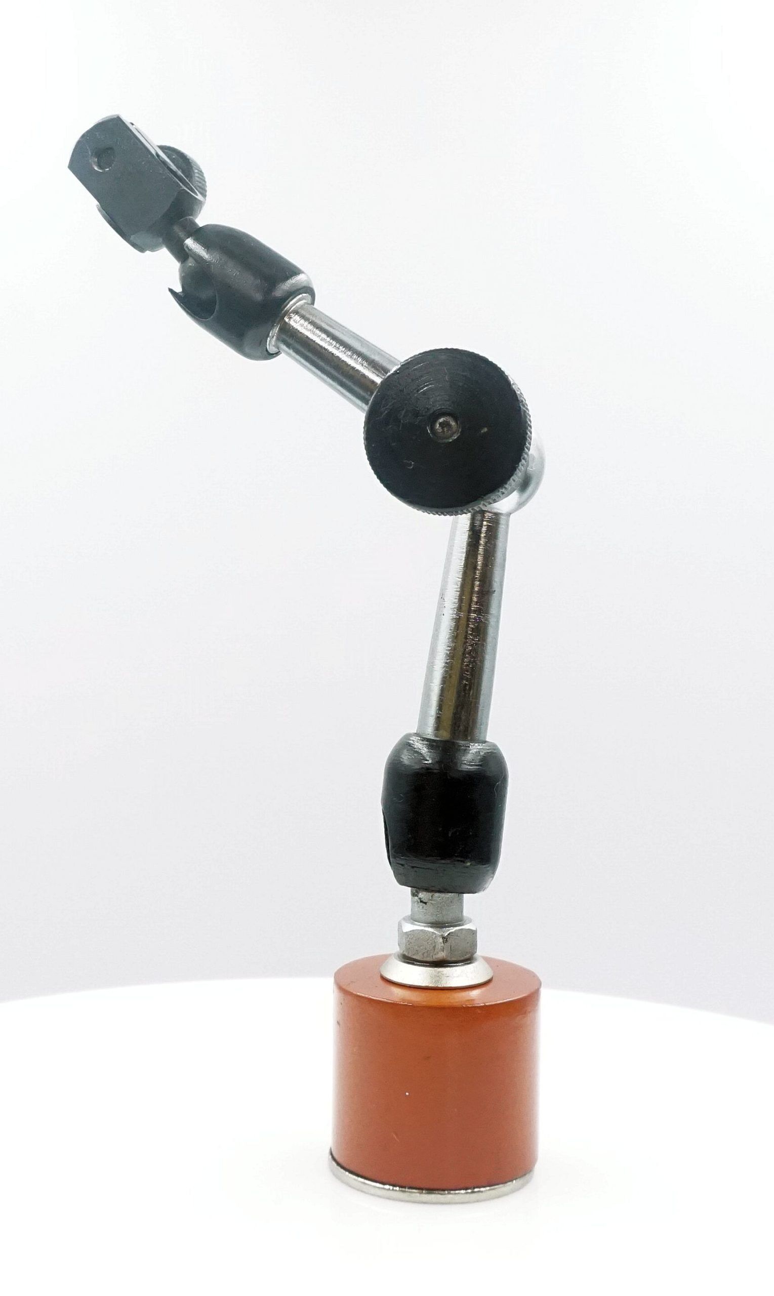 Soba Ball Joint Magnetic Base