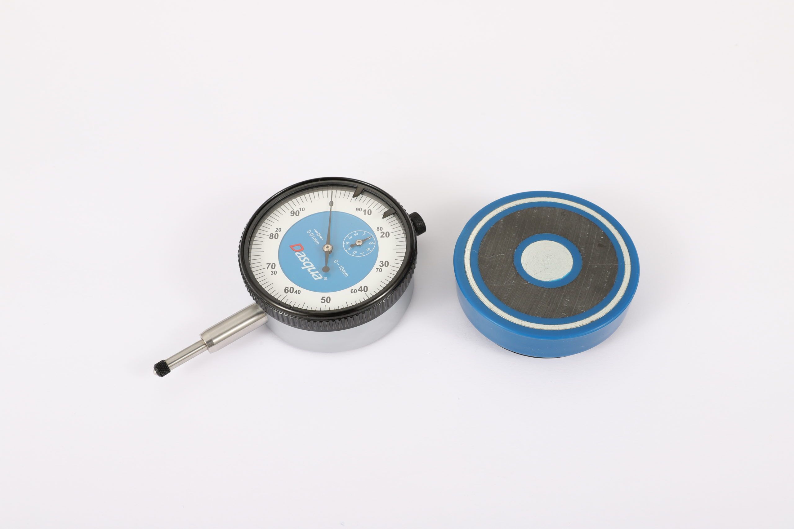 Dasqua 0-10mm x 0.01mm Metric Dial Gauge with Flat Magnetic Back
