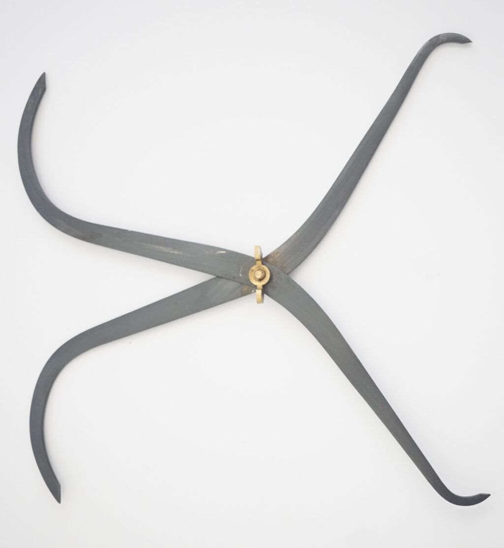 Double Ended Inside/Outside Calipers 7 " - Image 4