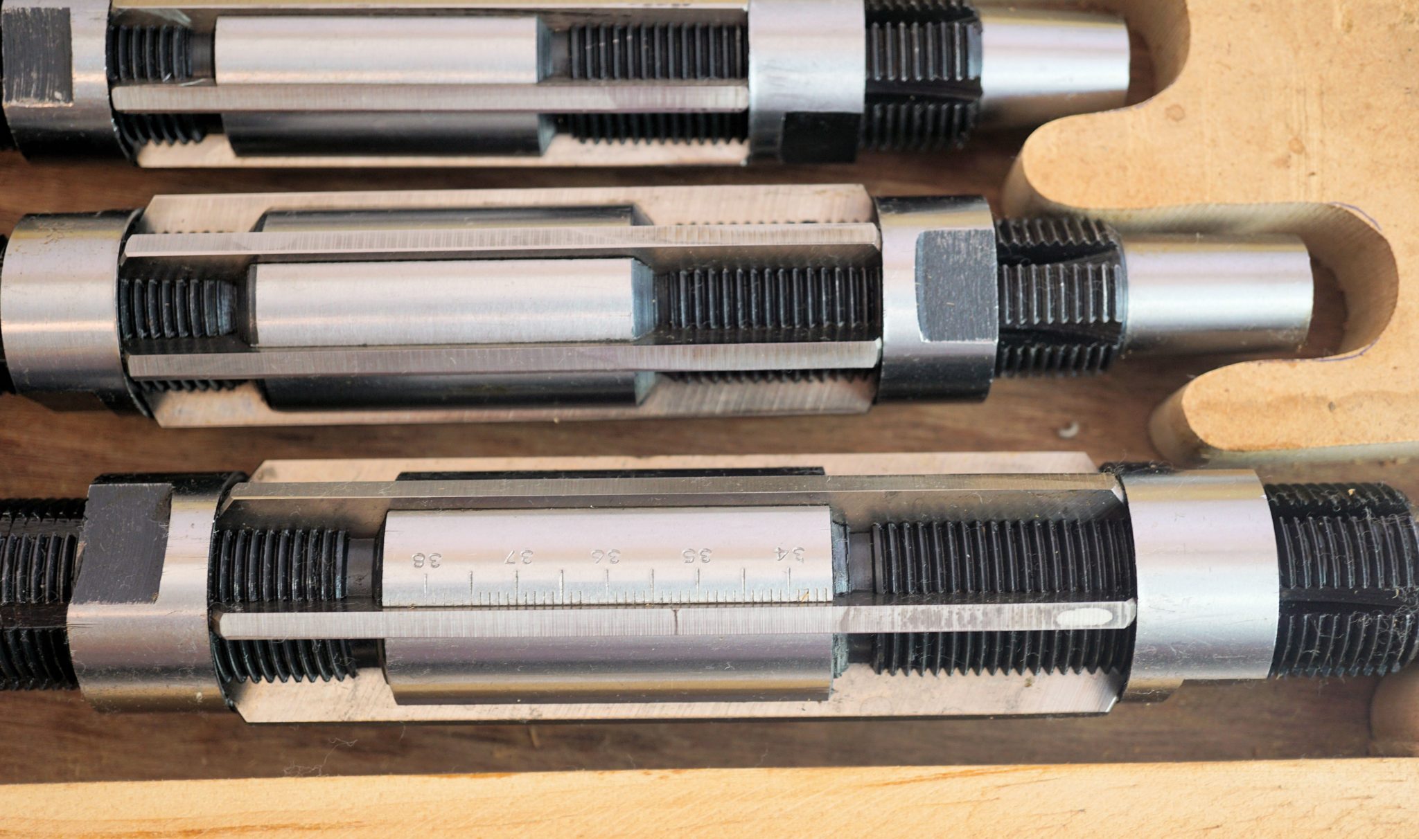 Expert HSS Adjustable Reamer Set 15/32 1 1/2 Chronos Engineering