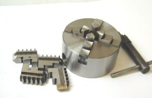 New 70mm 4 Jaw Self Centering Scroll Chuck 12 x 1mm Thread
