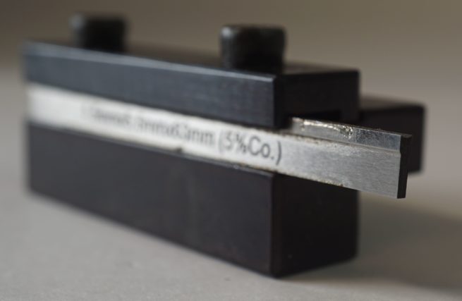 New 8mm Sq Shank Clamp Type Parting Tool with 63mm M-35 HSS Chipbreaker Blade - Image 5