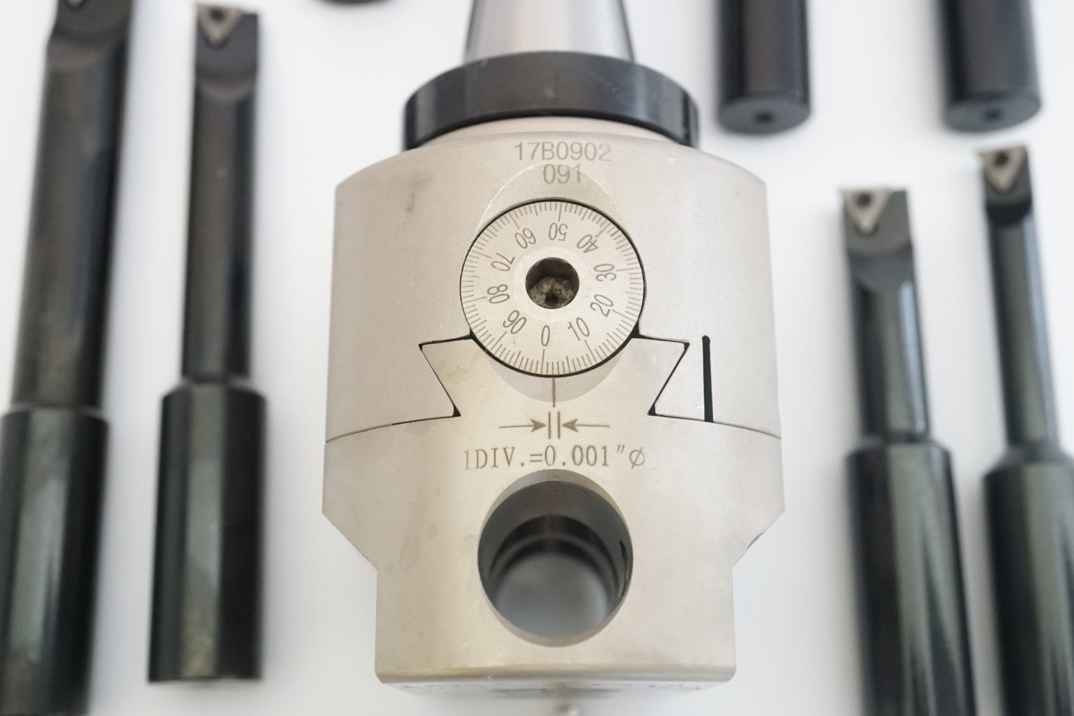 New 3 inch Indexable Boring Head R8 with 8 Indexable Boring Bars SORRY