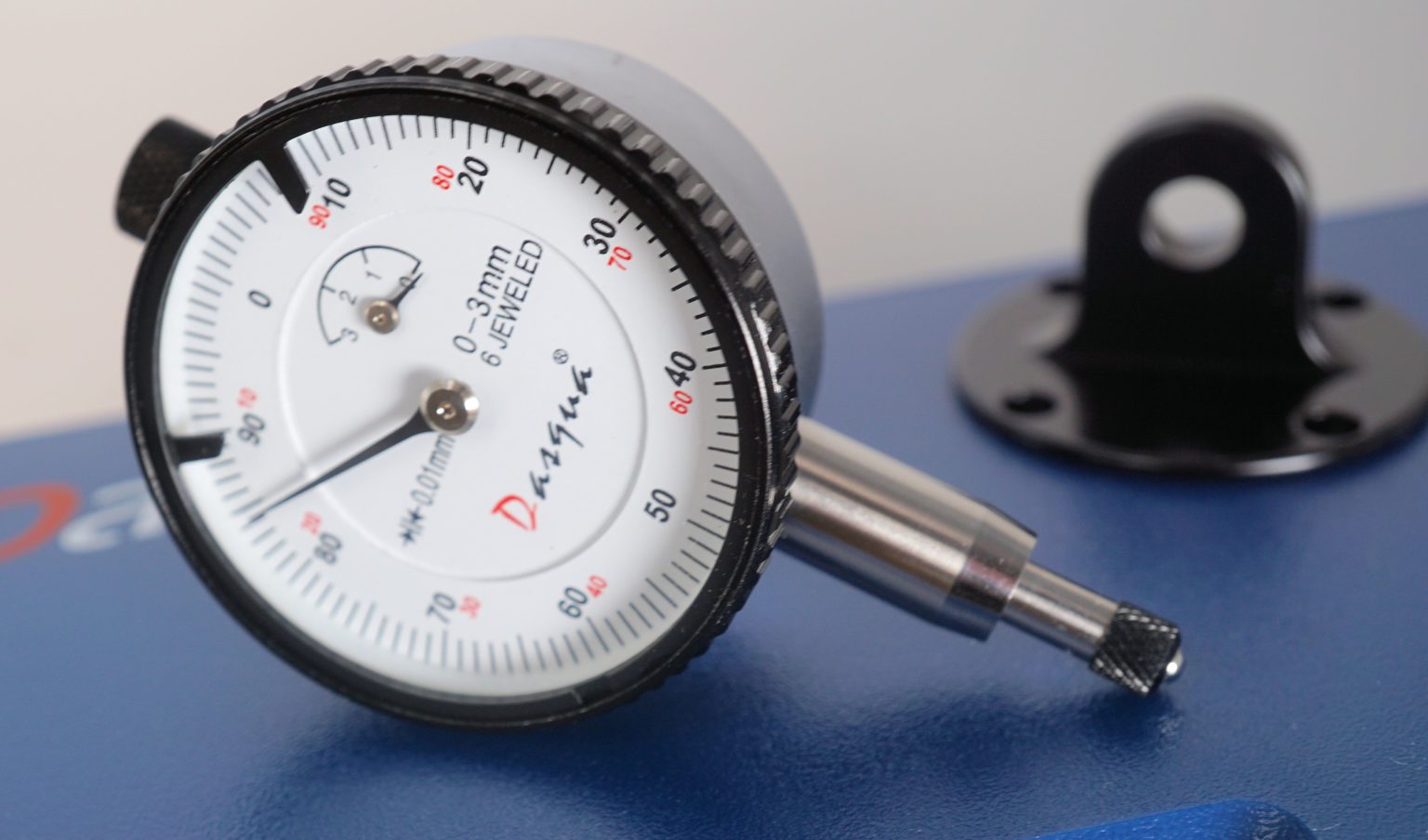 Dasqua Mini Dial Gauge 0 3mm x 0.01mm With Lug 51211201 Chronos