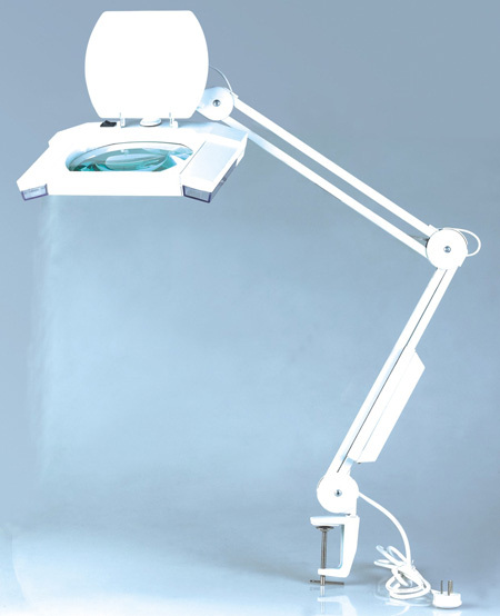 Fluorescent Magnifying Lamp