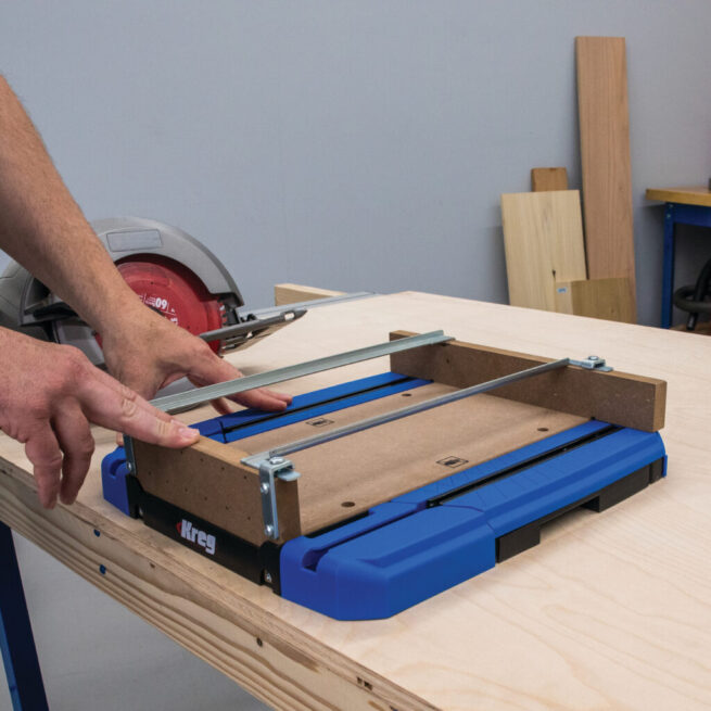 KREG® Crosscut Station