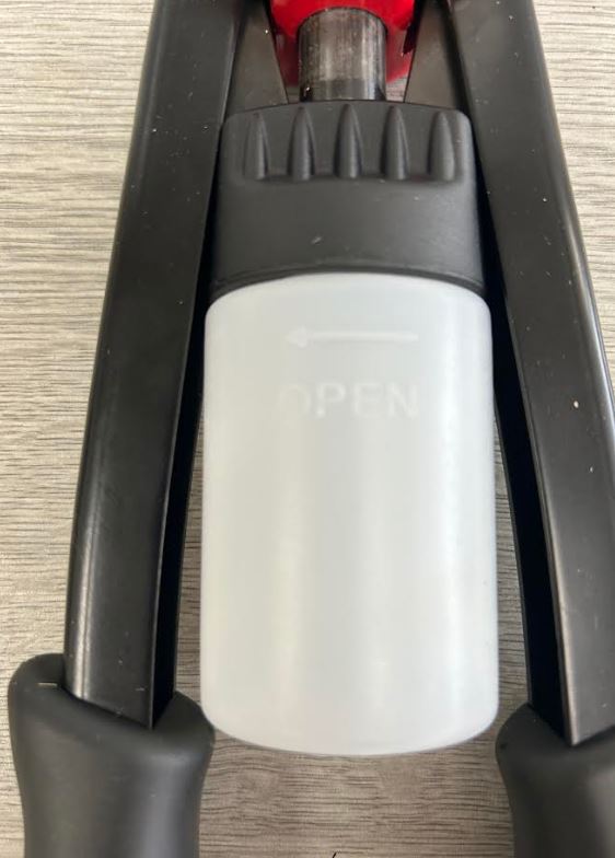 4 in 1 Heavy Duty Double Hand Riveter With Rotating Head - Image 7