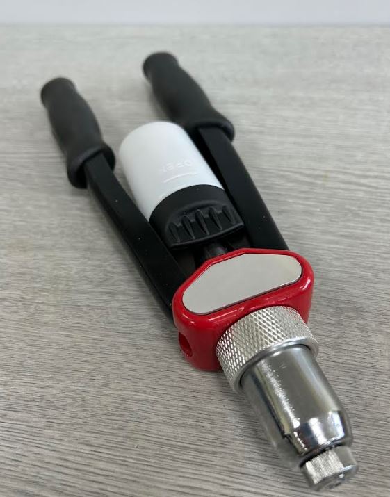 4 in 1 Heavy Duty Double Hand Riveter With Rotating Head - Image 5