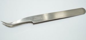 Precision Tweezers – Fine Curved Points