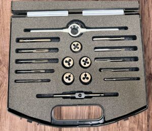 Apex British Model Engineers Tap & Die Set (40tpi)