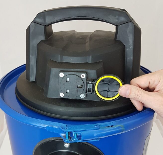 Charnwood DC50AUTO High Filtration Vacuum Extractor with Auto Start, 50L Capacity