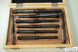 Set of 8 Adjustable Reamers in Wooden Box 15/32 – 1 1/16 inch- SORRY OUT OF STOCK