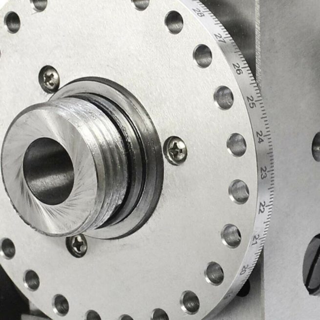 BS-1 Precision Dividing Head With 6 inch 3-jaw Chuck and Tailstock SORRY OUT OF STOCK - Image 3