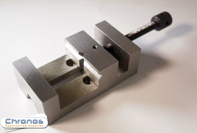 Small Vertical Milling Slide Complete With Machine Vice - Image 15